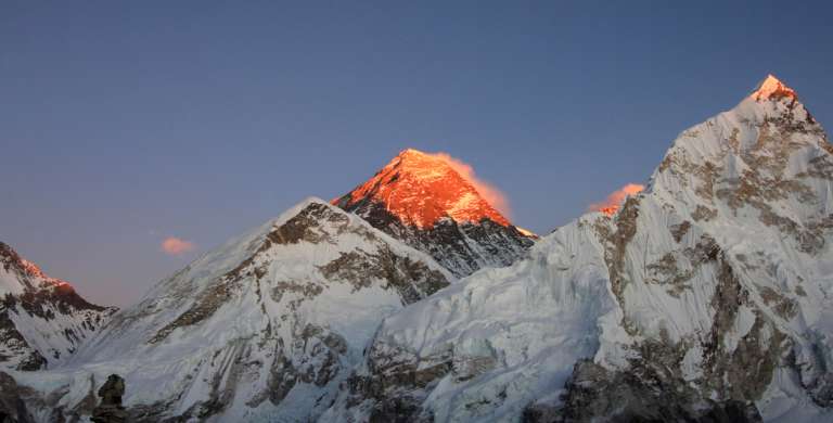 Everest Base Camp Trek - Himalayan Frozen Adventure